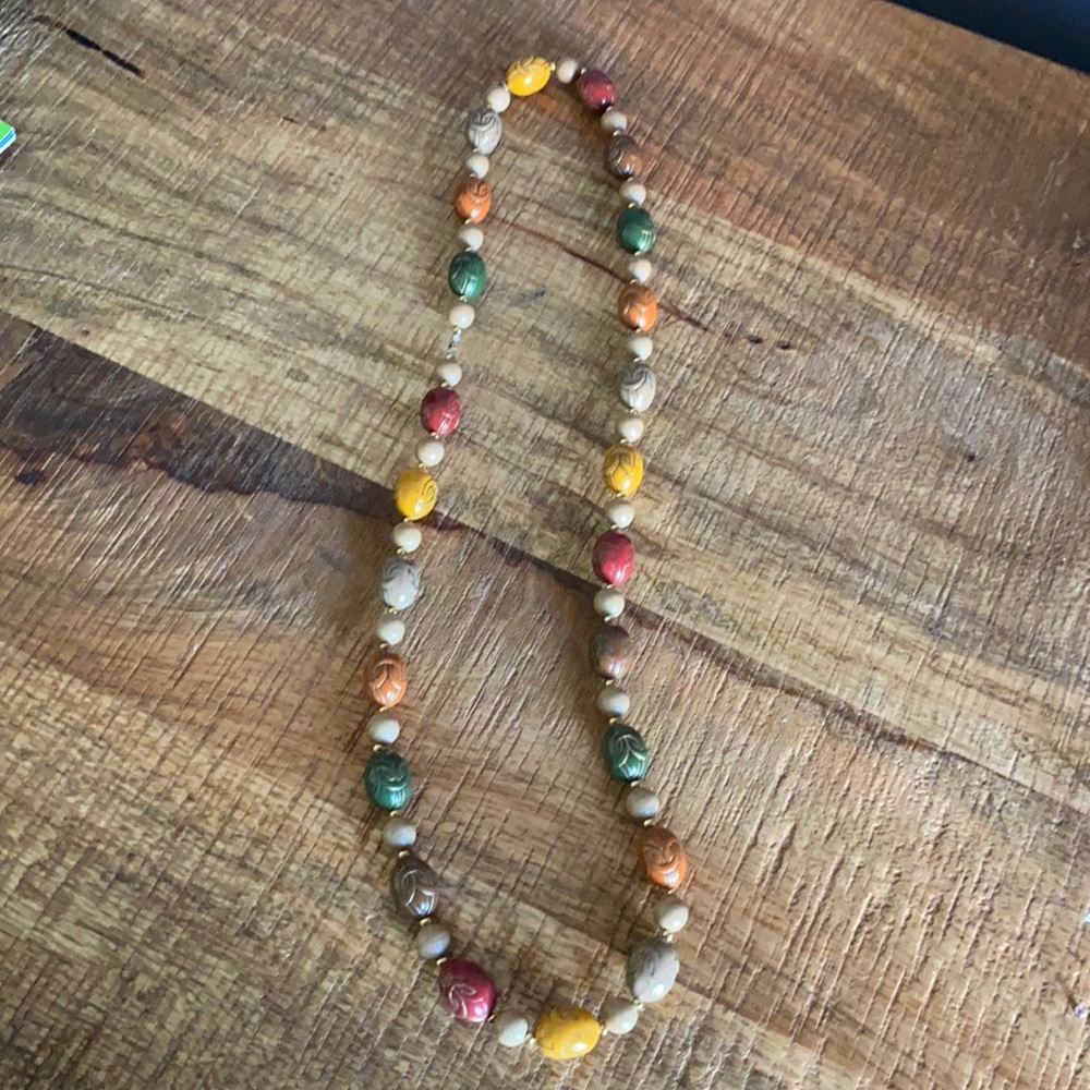 Necklace, light weight